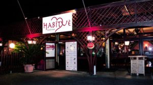 addio-al-nubilato-habitue